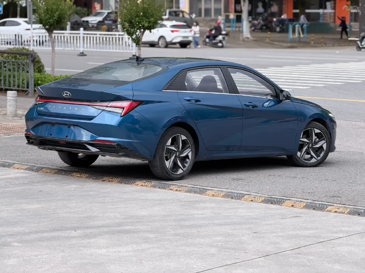 2021 Hyundai Elantra 1.5L 115HP L4 CVT,autocango,china used car exporter,china ev exporter,chinese used car exporter,chinese used ev exporter