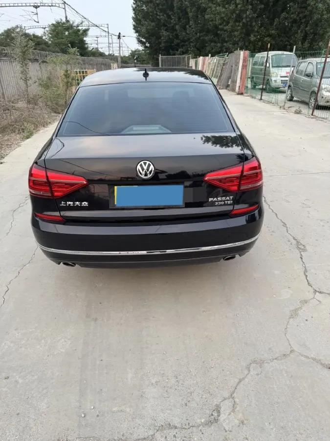 2017 Volkswagen Passat 1.8T 180HP L4 7DCT,autocango,china used car exporter,china ev exporter,chinese used car exporter,chinese used ev exporter