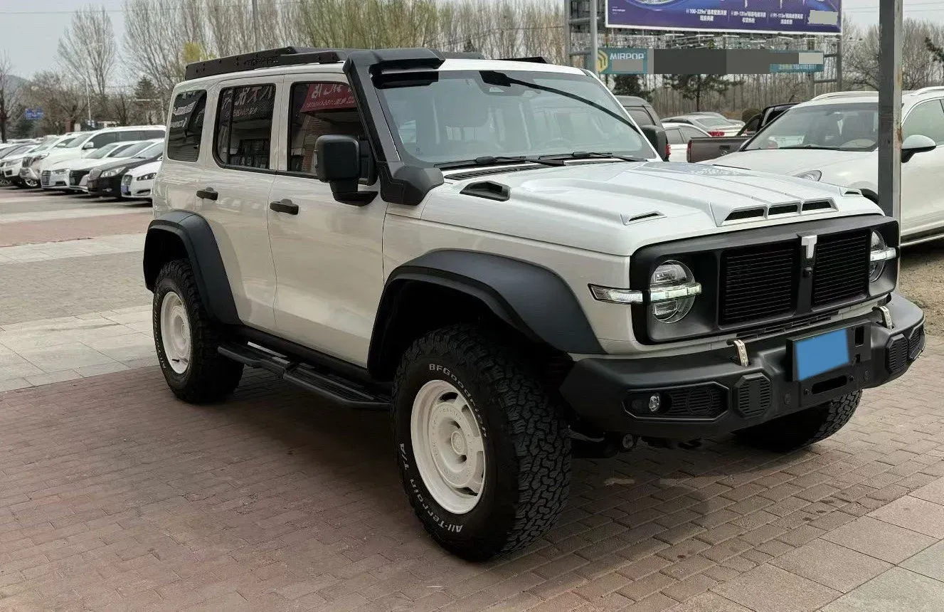 2023 Tank 300 2.0T 227HP L4 8AT,autocango,china used car exporter,china ev exporter,chinese used car exporter,chinese used ev exporter
