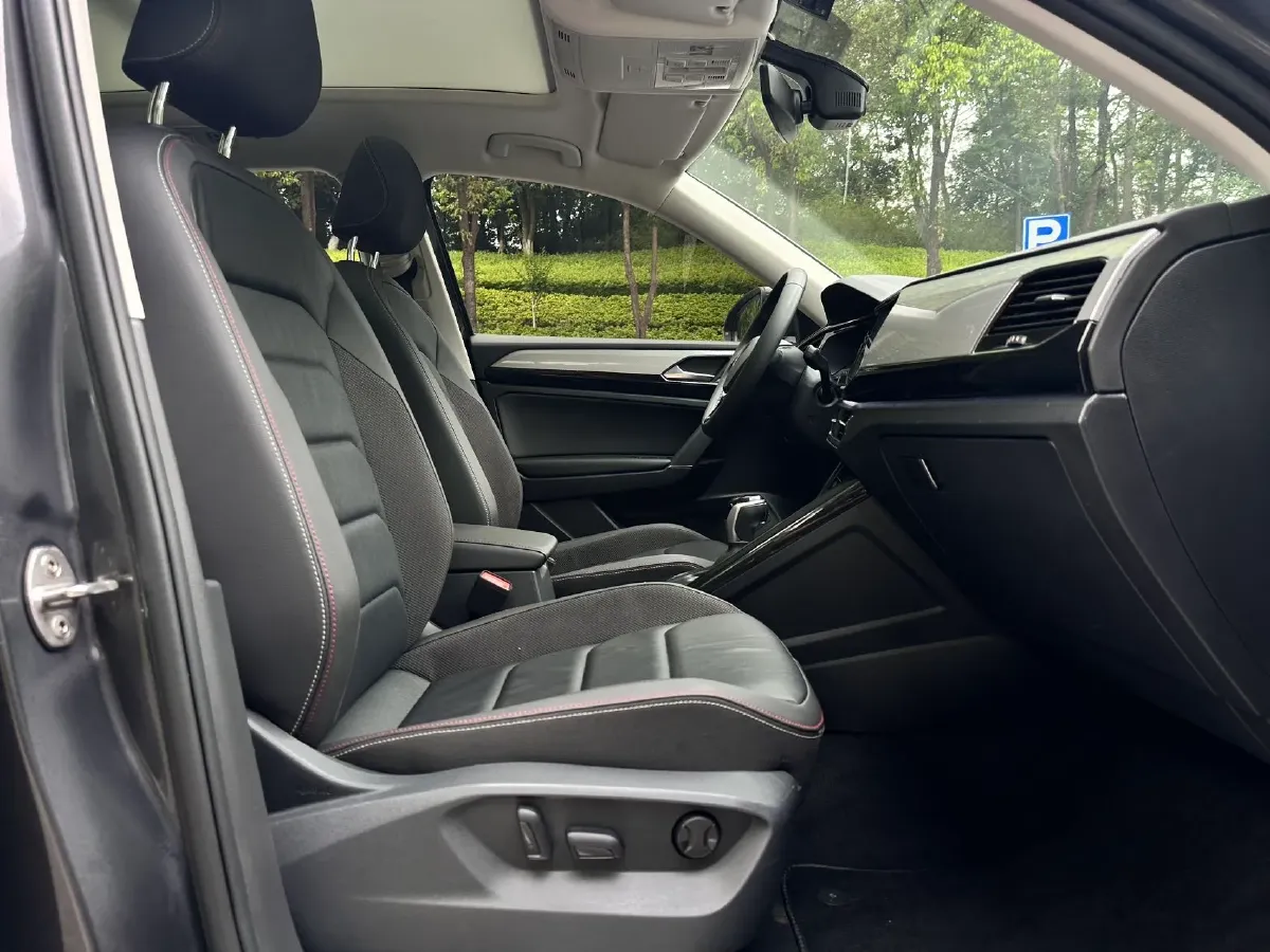2022 Volkswagen Tayron 1.4T 150HP L4 7DCT,autocango,china used car exporter,china ev exporter,chinese used car exporter,chinese used ev exporter