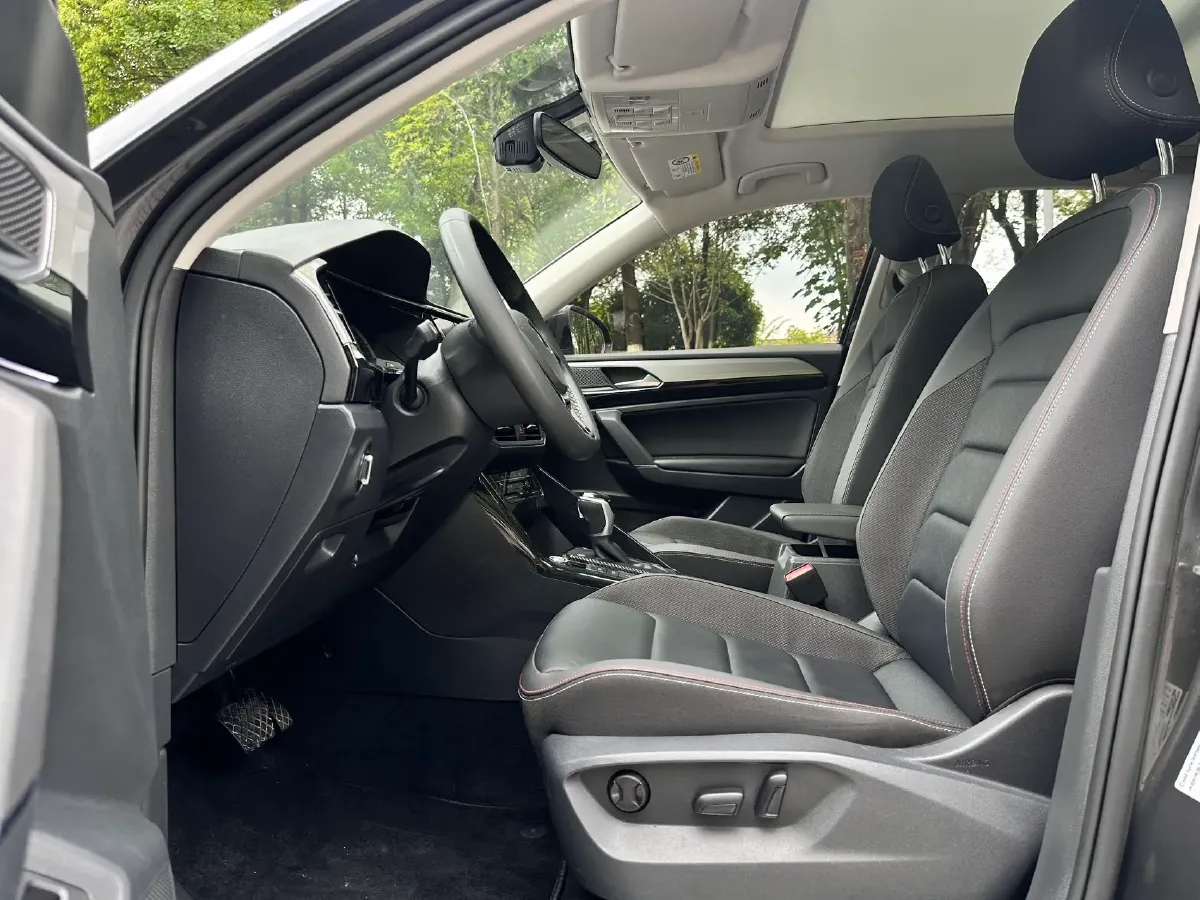 2022 Volkswagen Tayron 1.4T 150HP L4 7DCT,autocango,china used car exporter,china ev exporter,chinese used car exporter,chinese used ev exporter