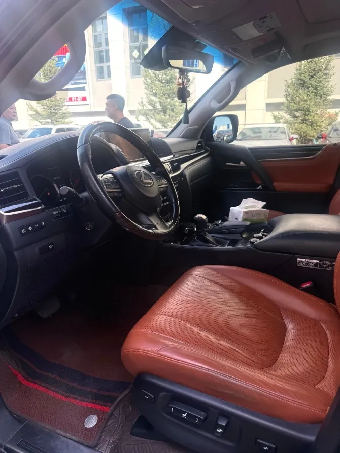 2019 Lexus LX 5.7L 367HP V8 8AT,autocango,china used car exporter,china ev exporter,chinese used car exporter,chinese used ev exporter