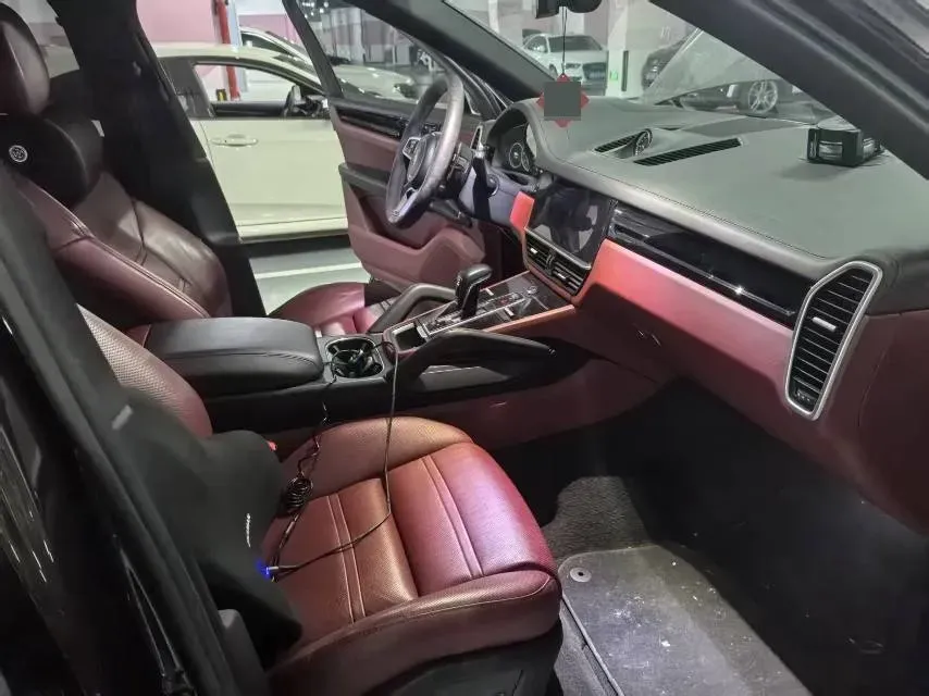 2019 Porsche Cayenne 2.0T 252HP L4 8AT PHEV 14.1KWH,autocango,china used car exporter,china ev exporter,chinese used car exporter,chinese used ev exporter