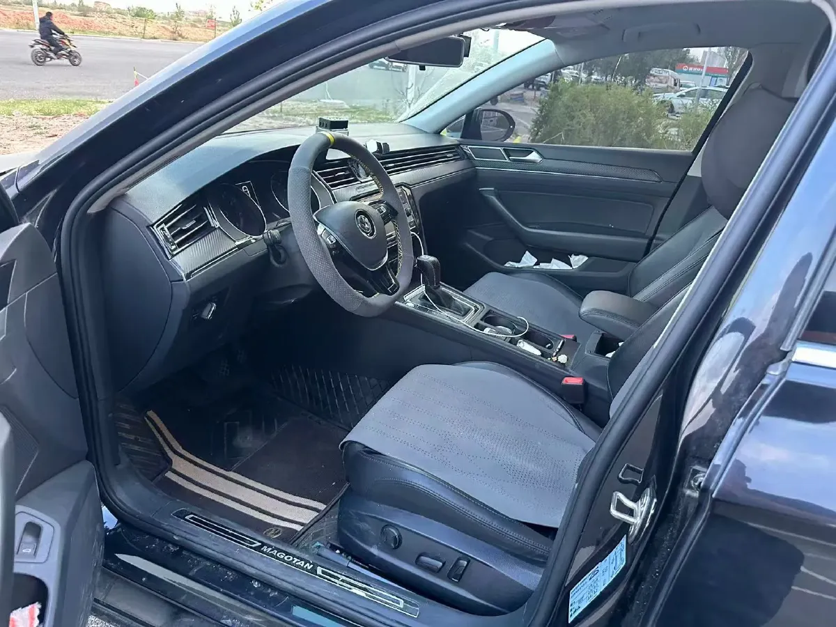 2019 Chevrolet Malibu XL 2.0T 241HP L4 9AT,autocango,china used car exporter,china ev exporter,chinese used car exporter,chinese used ev exporter
