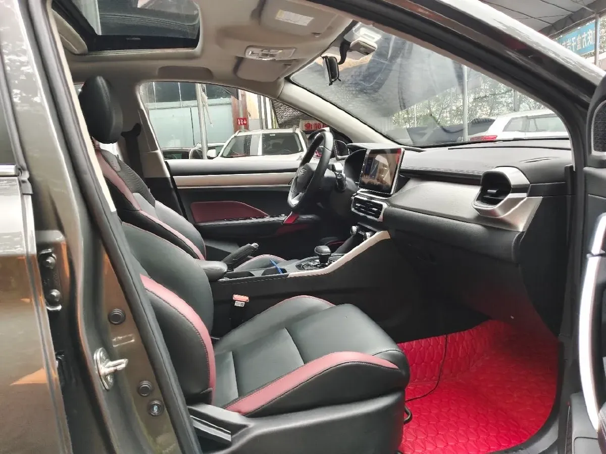 2021 Geely Coolray 1.4T 141HP L4 6DCT,autocango,china used car exporter,china ev exporter,chinese used car exporter,chinese used ev exporter