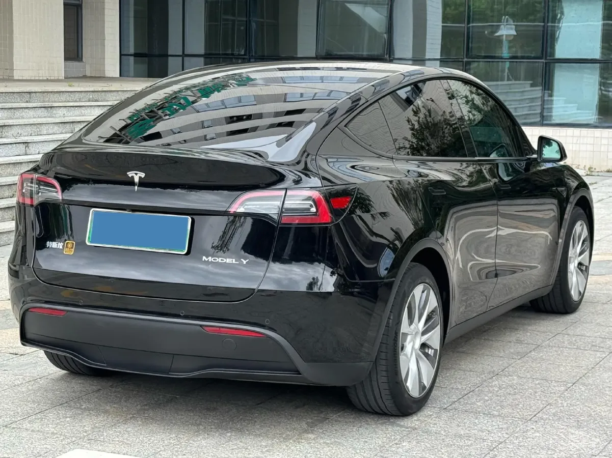 2022 Tesla Model Y BEV 60KWH,autocango,china used car exporter,china ev exporter,chinese used car exporter,chinese used ev exporter