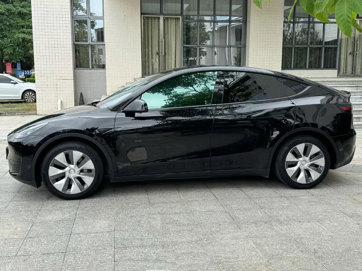 2022 Tesla Model Y BEV 60KWH,autocango,china used car exporter,china ev exporter,chinese used car exporter,chinese used ev exporter
