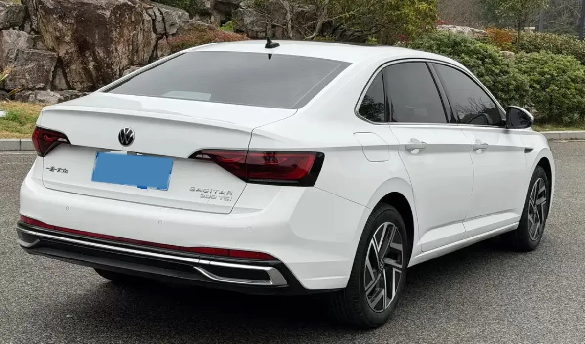2023 Volkswagen Sagitar 1.5T 160HP L4 7DCT,autocango,china used car exporter,china ev exporter,chinese used car exporter,chinese used ev exporter