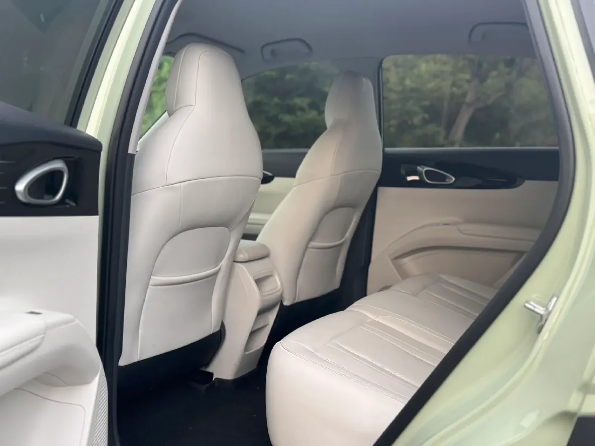 2025 WuLing BinGuo S BEV,autocango,china used car exporter,china ev exporter,chinese used car exporter,chinese used ev exporter