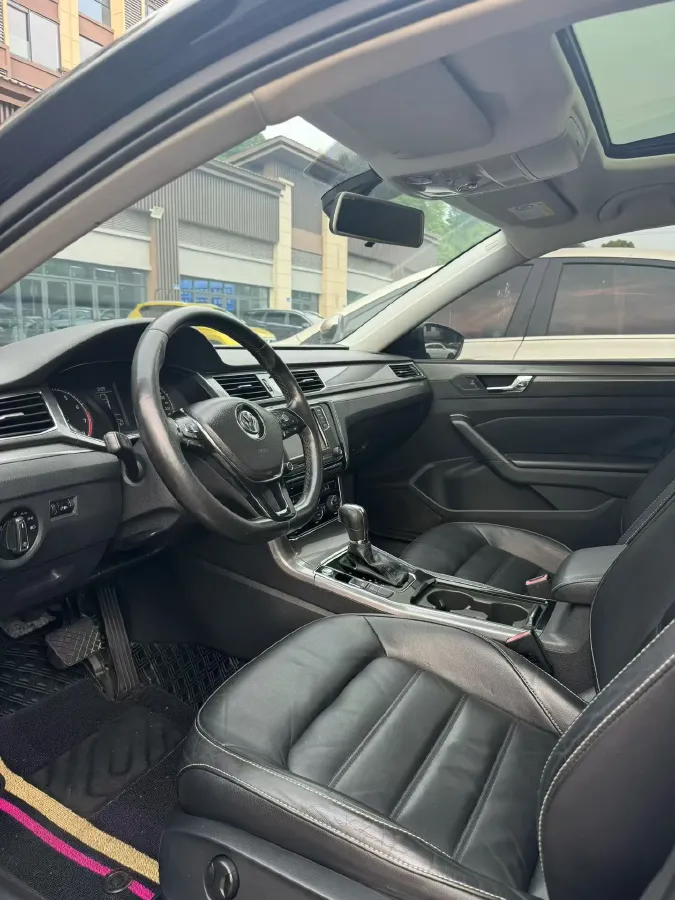 2017 Volkswagen Passat 1.8T 180HP L4 7DCT,autocango,china used car exporter,china ev exporter,chinese used car exporter,chinese used ev exporter