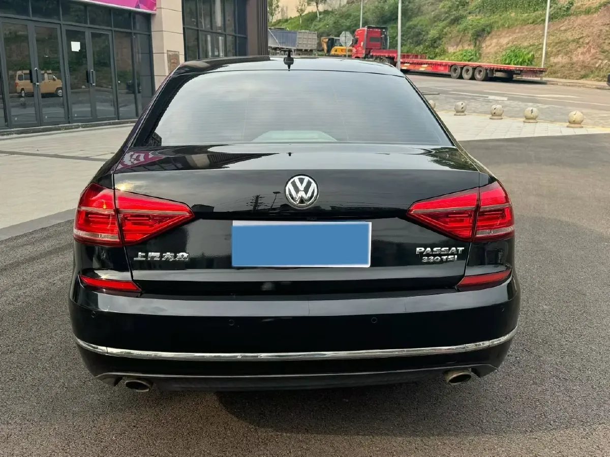 2017 Volkswagen Passat 1.8T 180HP L4 7DCT,autocango,china used car exporter,china ev exporter,chinese used car exporter,chinese used ev exporter
