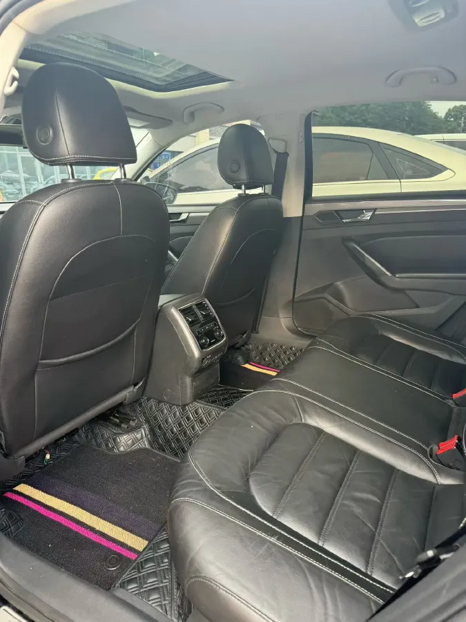 2017 Volkswagen Passat 1.8T 180HP L4 7DCT,autocango,china used car exporter,china ev exporter,chinese used car exporter,chinese used ev exporter