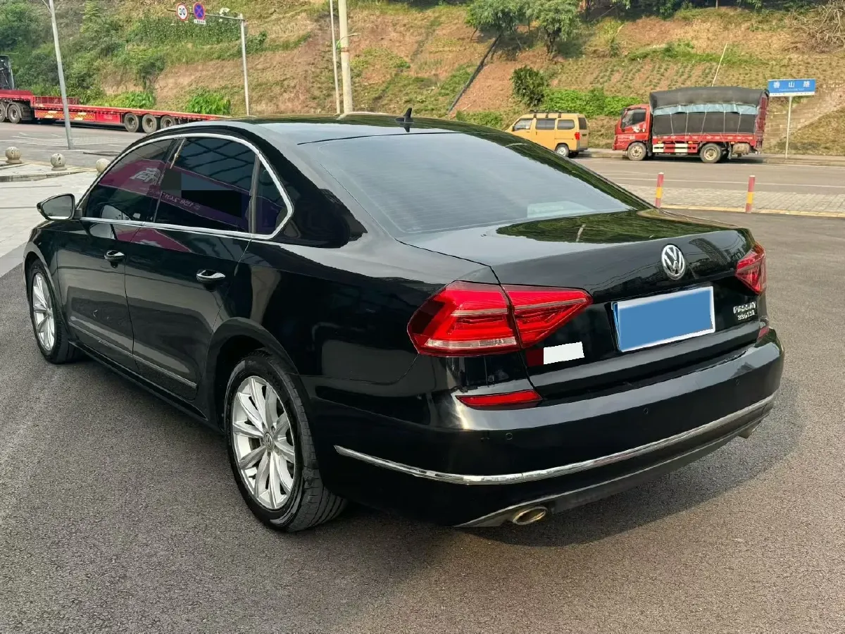2017 Volkswagen Passat 1.8T 180HP L4 7DCT,autocango,china used car exporter,china ev exporter,chinese used car exporter,chinese used ev exporter