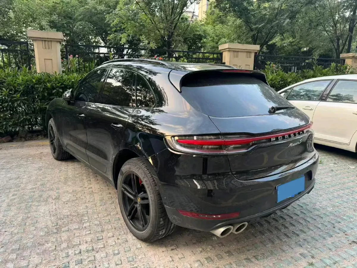 2021 Porsche Macan 2.0T 252HP L4 7DCT,autocango,china used car exporter,china ev exporter,chinese used car exporter,chinese used ev exporter