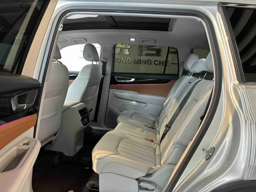 2021 Volkswagen Teramont 2.0T 220HP L4 7DCT,autocango,china used car exporter,china ev exporter,chinese used car exporter,chinese used ev exporter