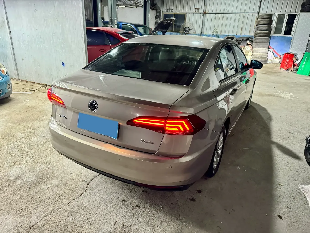 2019 Bestune T77 1.2T 143HP L4 7DCT,autocango,china used car exporter,china ev exporter,chinese used car exporter,chinese used ev exporter