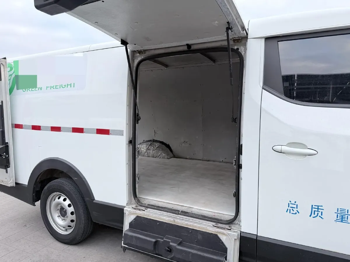 2022 Karry Dolphin EV BEV 43.5KWH,autocango,china used car exporter,china ev exporter,chinese used car exporter,chinese used ev exporter
