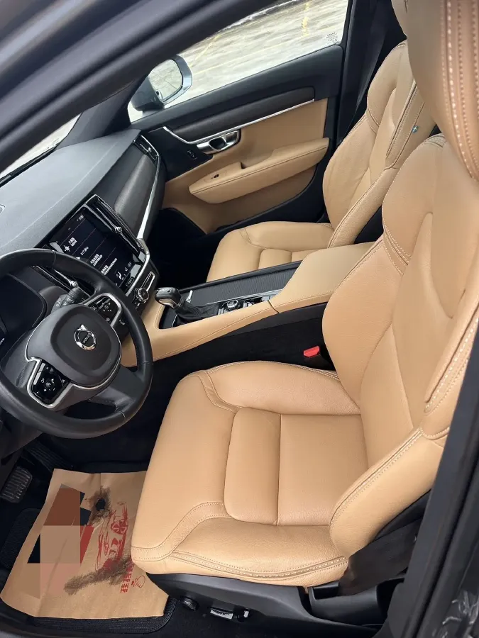2019 Volvo V90 2.0T 254HP L4 8AT,autocango,china used car exporter,china ev exporter,chinese used car exporter,chinese used ev exporter