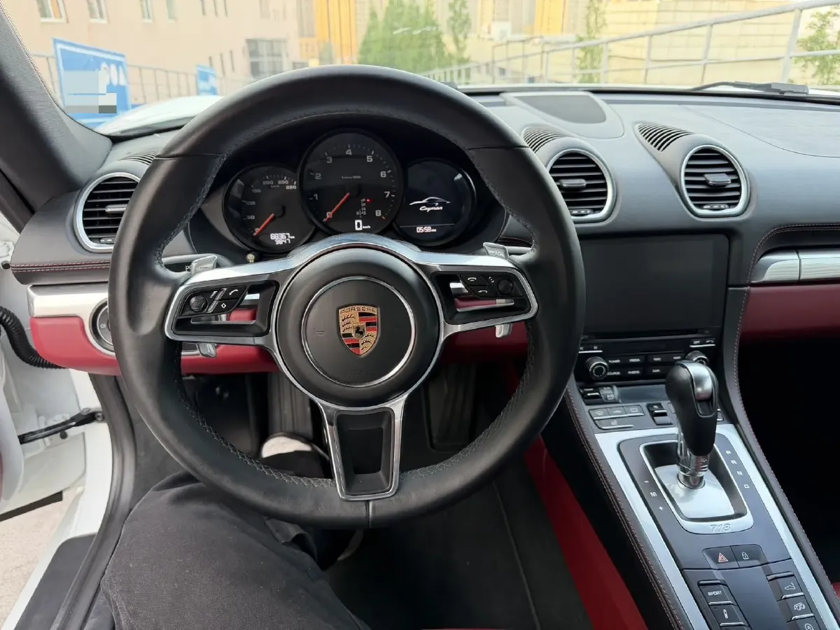 2018 Porsche 718 2.0T 250HP H4 7DCT,autocango,china used car exporter,china ev exporter,chinese used car exporter,chinese used ev exporter