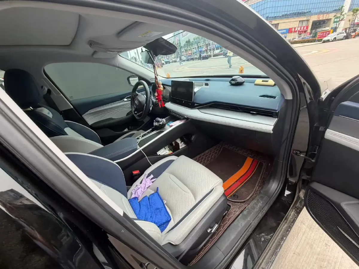 2021 Geely Preface 2.0T 190HP L4 7DCT,autocango,china used car exporter,china ev exporter,chinese used car exporter,chinese used ev exporter