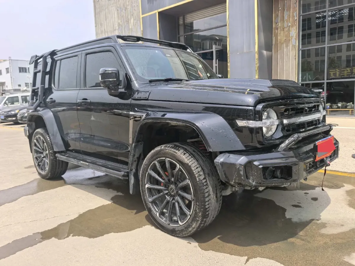 2023 Cyberspace 300 2.0T 227HP L4 8AT,autocango,china used car exporter,china ev exporter,chinese used car exporter,chinese used ev exporter