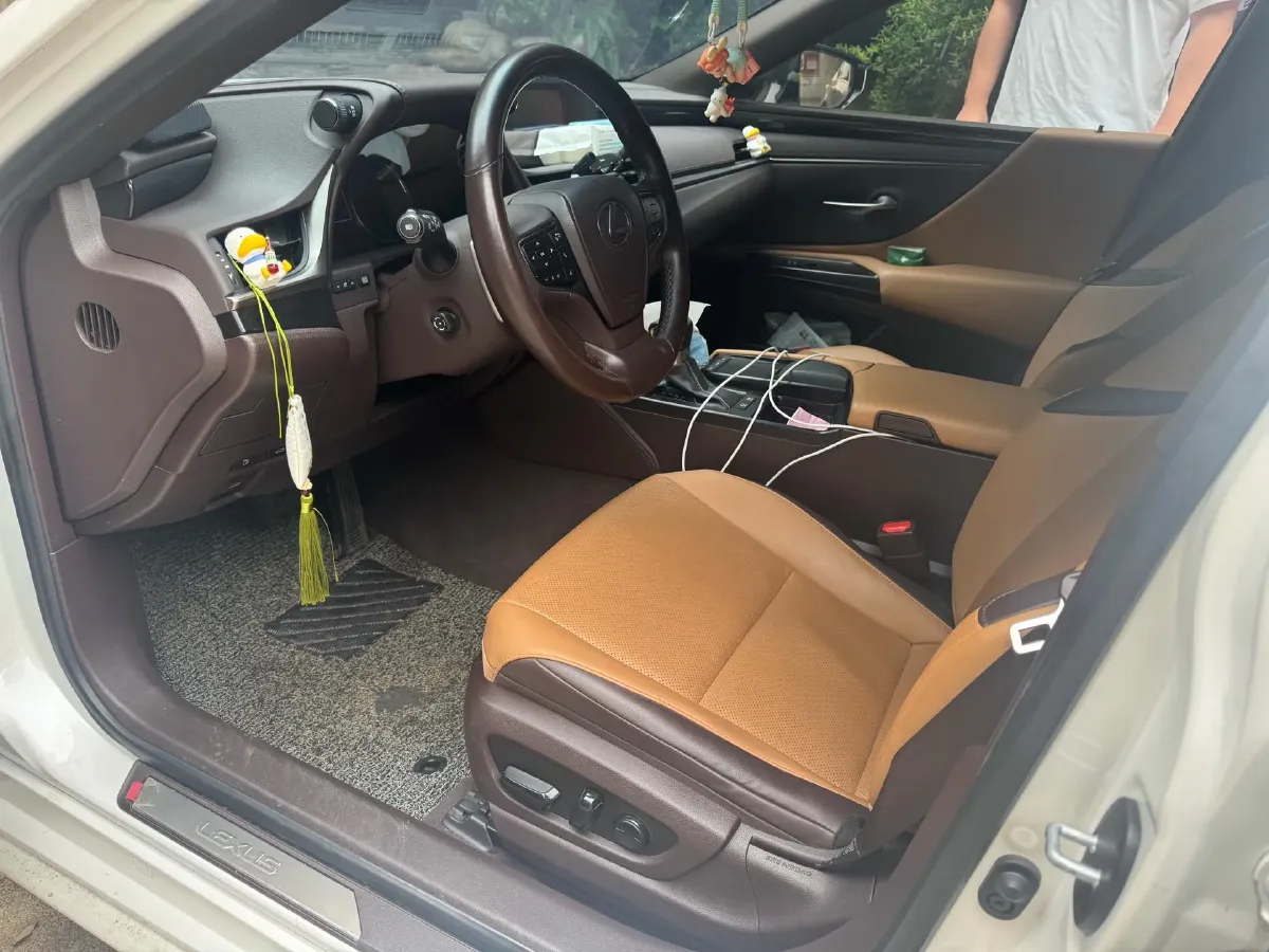 2018 Lexus ES 2.5L 178HP L4 E-CVT Hybrid,autocango,china used car exporter,china ev exporter,chinese used car exporter,chinese used ev exporter