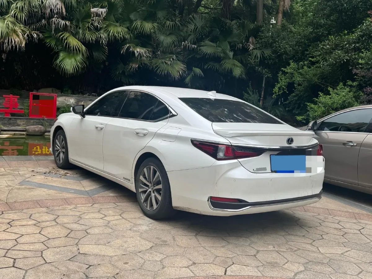 2018 Lexus ES 2.5L 178HP L4 E-CVT Hybrid,autocango,china used car exporter,china ev exporter,chinese used car exporter,chinese used ev exporter