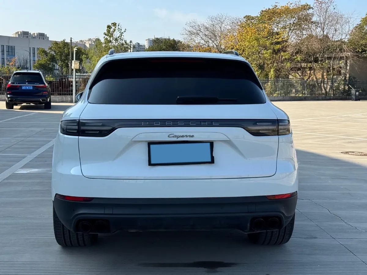 2023 Porsche Cayenne 3.0T 340HP V6 8AT,autocango,china used car exporter,china ev exporter,chinese used car exporter,chinese used ev exporter