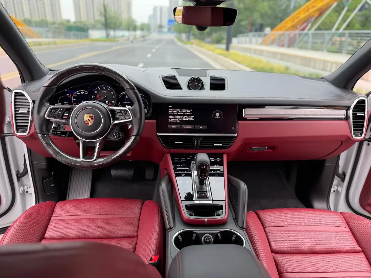 2023 Porsche Cayenne 3.0T 340HP V6 8AT,autocango,china used car exporter,china ev exporter,chinese used car exporter,chinese used ev exporter