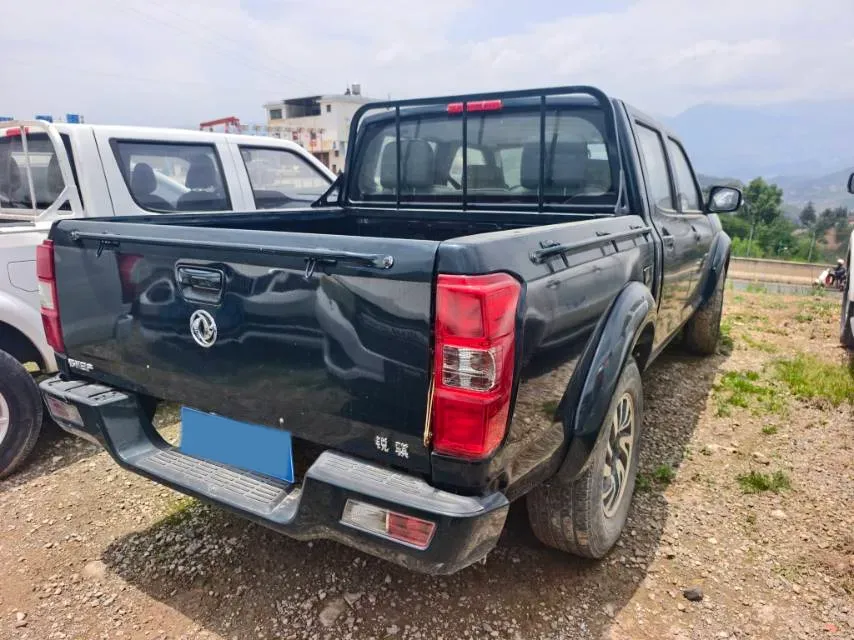 2017 Dongfeng RuiQi 2.5T 140HP L4 6MT,autocango,china used car exporter,china ev exporter,chinese used car exporter,chinese used ev exporter
