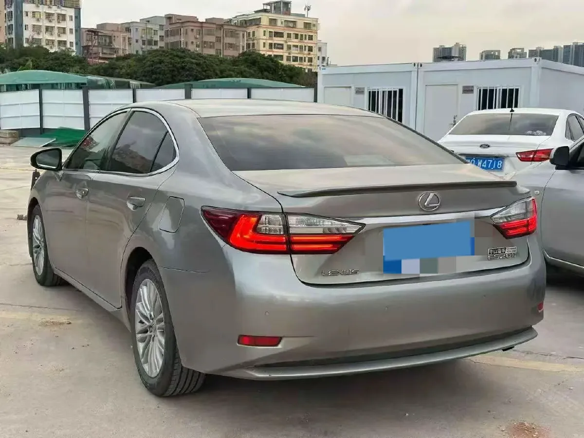 2017 Lexus ES 2.0L 167HP L4 6AT,autocango,china used car exporter,china ev exporter,chinese used car exporter,chinese used ev exporter