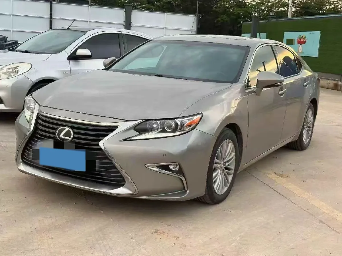 2017 Lexus ES 2.0L 167HP L4 6AT,autocango,china used car exporter,china ev exporter,chinese used car exporter,chinese used ev exporter