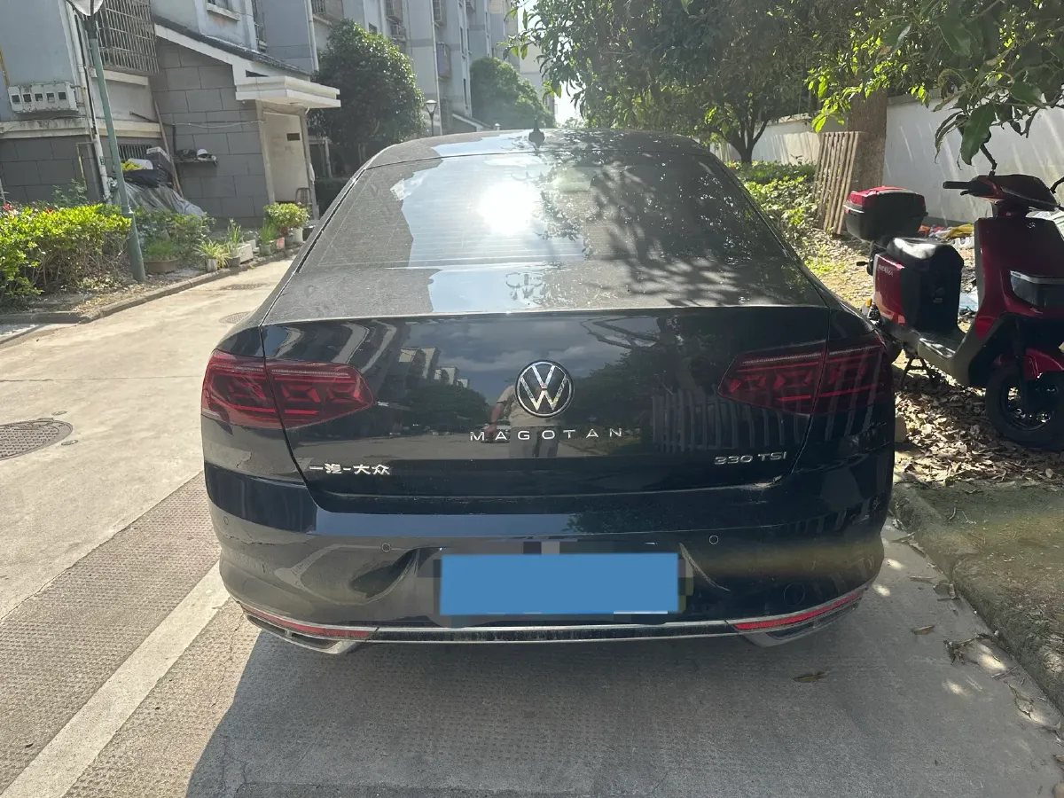 2023 Volkswagen Magotan 2.0T 186HP L4 7DCT,autocango,china used car exporter,china ev exporter,chinese used car exporter,chinese used ev exporter