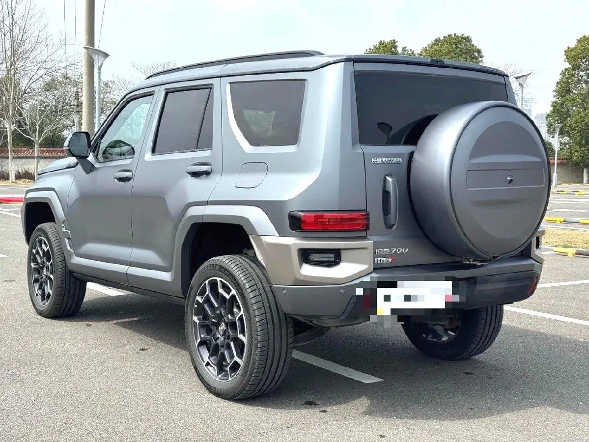 2024 Tank 700 3.0T 360HP V6 9AT PHEV 37.1KWH,autocango,china used car exporter,china ev exporter,chinese used car exporter,chinese used ev exporter
