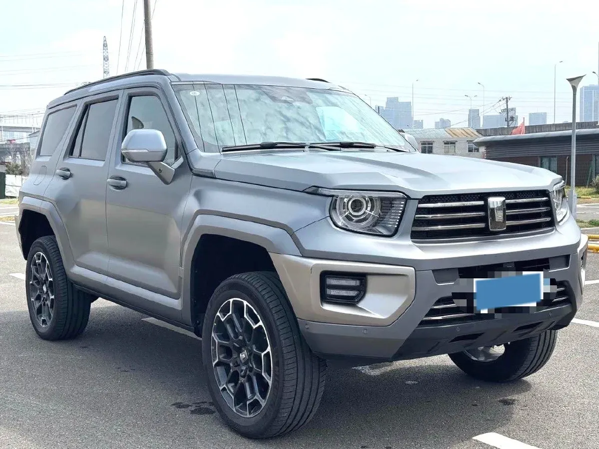2024 Tank 700 3.0T 360HP V6 9AT PHEV 37.1KWH,autocango,china used car exporter,china ev exporter,chinese used car exporter,chinese used ev exporter