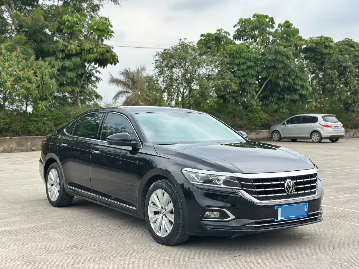 2020 Volkswagen Passat 2.0T 186HP L4 7DCT,autocango,china used car exporter,china ev exporter,chinese used car exporter,chinese used ev exporter