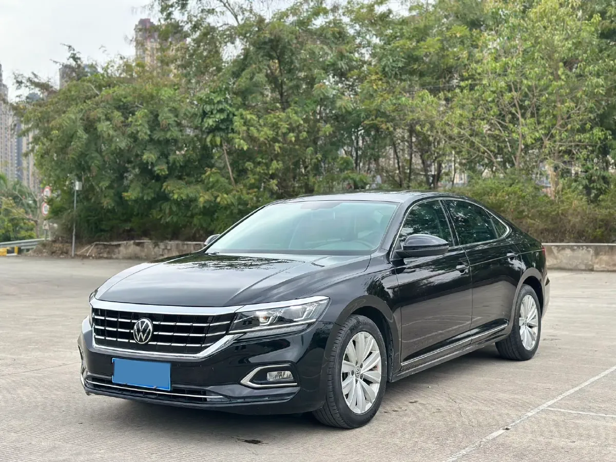 2020 Volkswagen Passat 2.0T 186HP L4 7DCT,autocango,china used car exporter,china ev exporter,chinese used car exporter,chinese used ev exporter