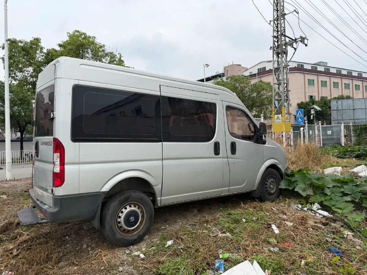 2016 DongFeng DFAC YuFeng 2.5T 136HP L4 6MT,autocango,china used car exporter,china ev exporter,chinese used car exporter,chinese used ev exporter