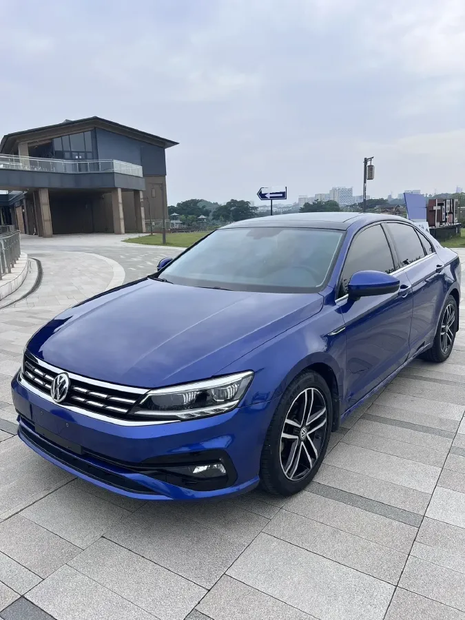 2019 Volkswagen Passat 1.4T 150HP L4 7DCT,autocango,china used car exporter,china ev exporter,chinese used car exporter,chinese used ev exporter