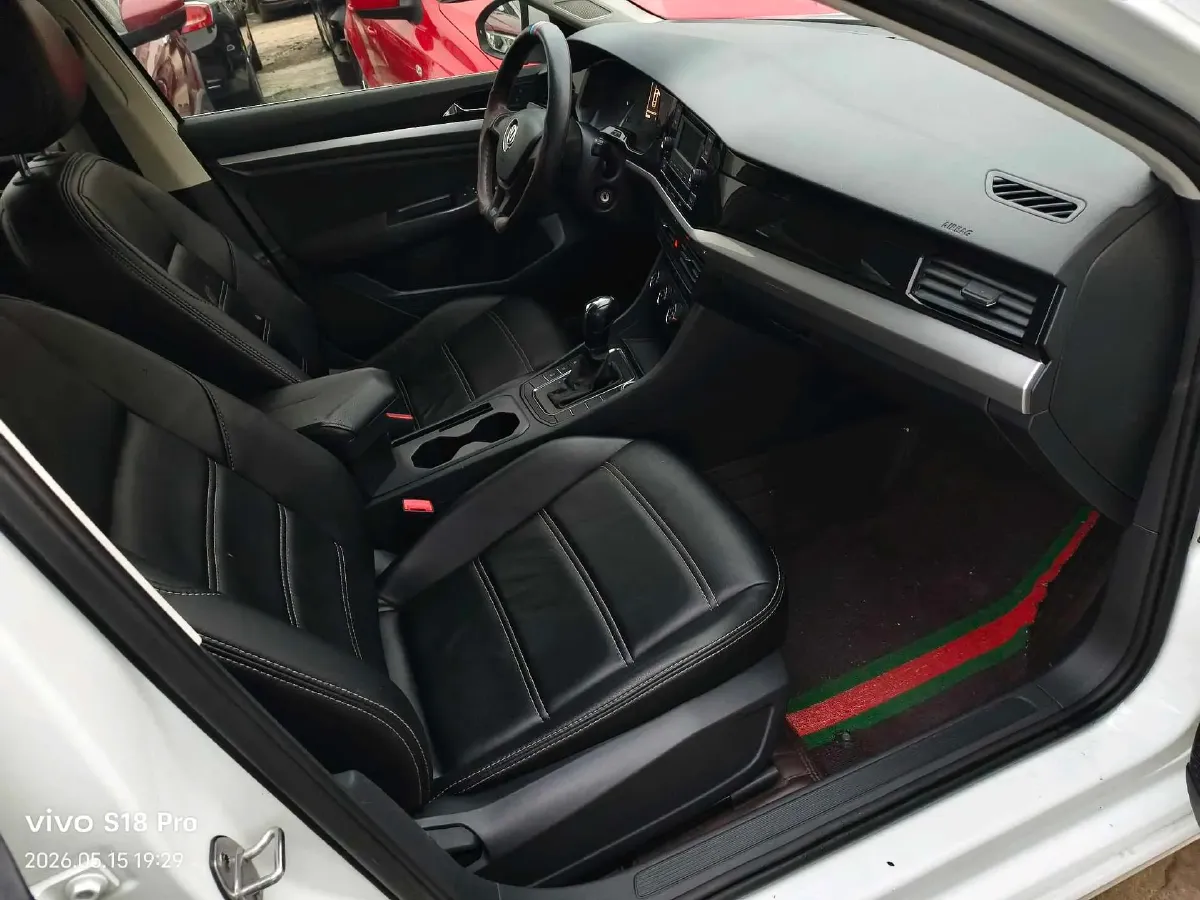 2019 Bestune T77 1.2T 143HP L4 7DCT,autocango,china used car exporter,china ev exporter,chinese used car exporter,chinese used ev exporter