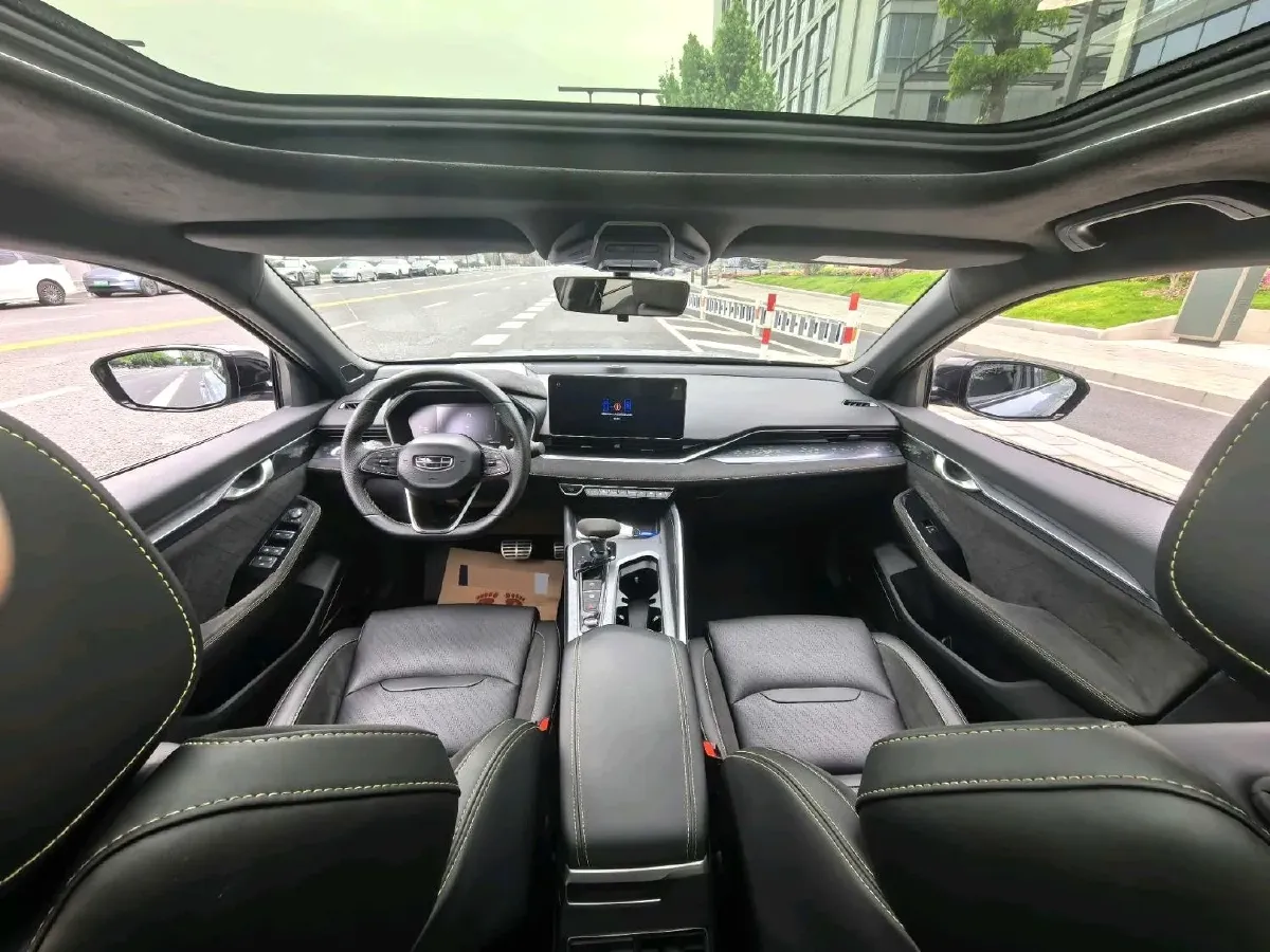 2021 Geely Preface 2.0T 190HP L4 7DCT,autocango,china used car exporter,china ev exporter,chinese used car exporter,chinese used ev exporter