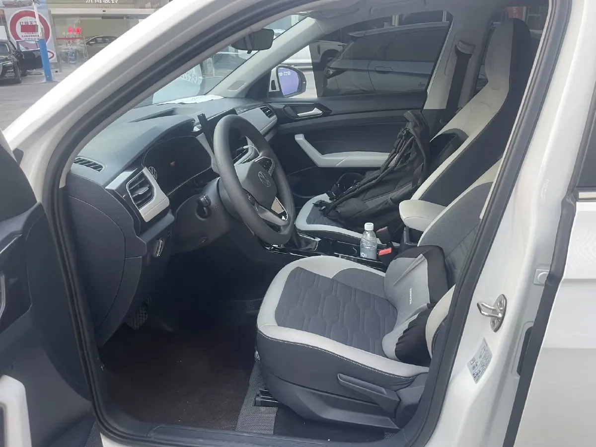 2025 Volkswagen Tharu 1.5L 110HP L4 6AT,autocango,china used car exporter,china ev exporter,chinese used car exporter,chinese used ev exporter