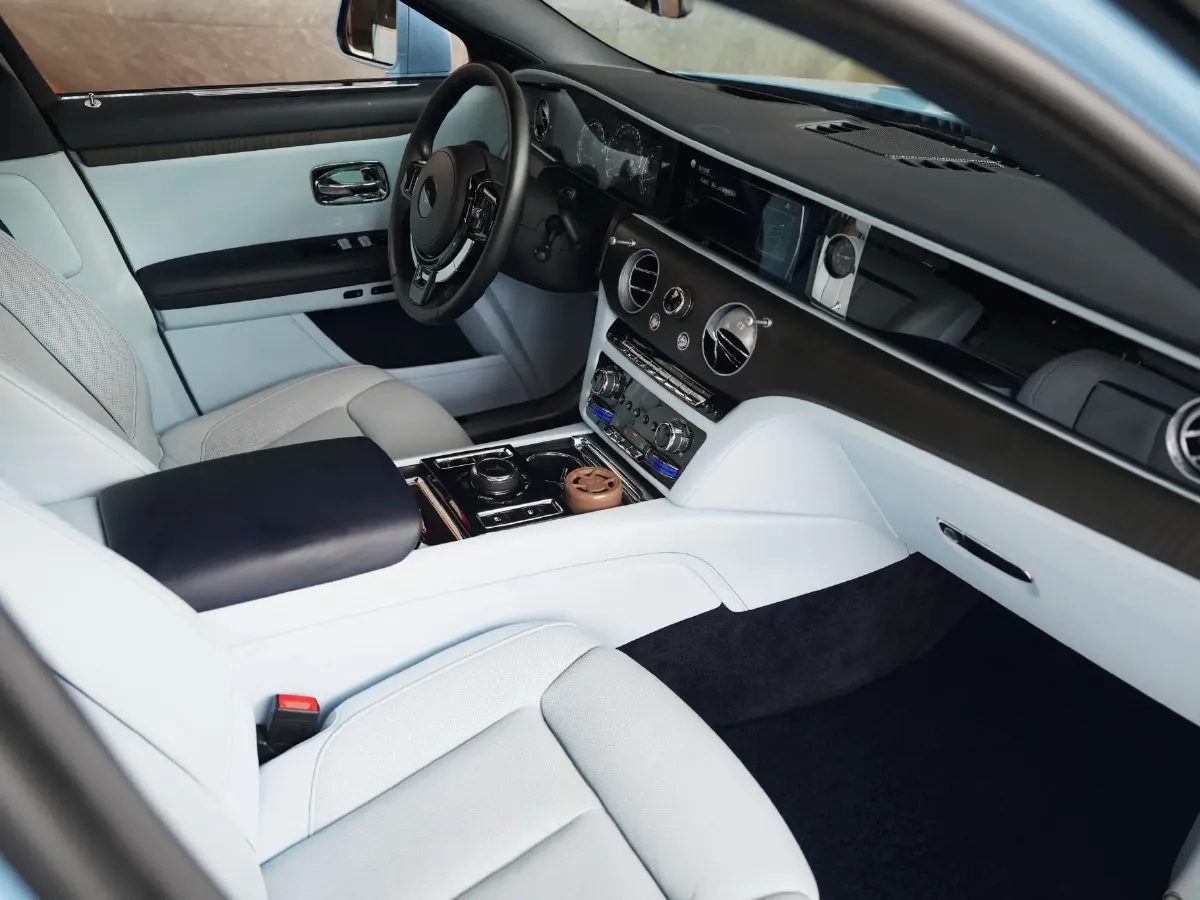 2021 Rolls-Royce Ghost 6.7T 571HP V12 8AT,autocango,china used car exporter,china ev exporter,chinese used car exporter,chinese used ev exporter