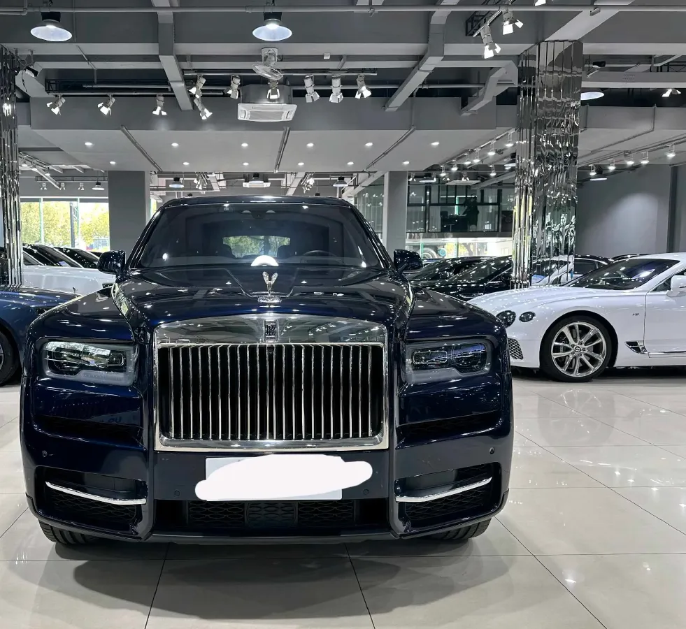 2018 Rolls-Royce Cullinan 6.7T 571HP V12 8AT,autocango,china used car exporter,china ev exporter,chinese used car exporter,chinese used ev exporter