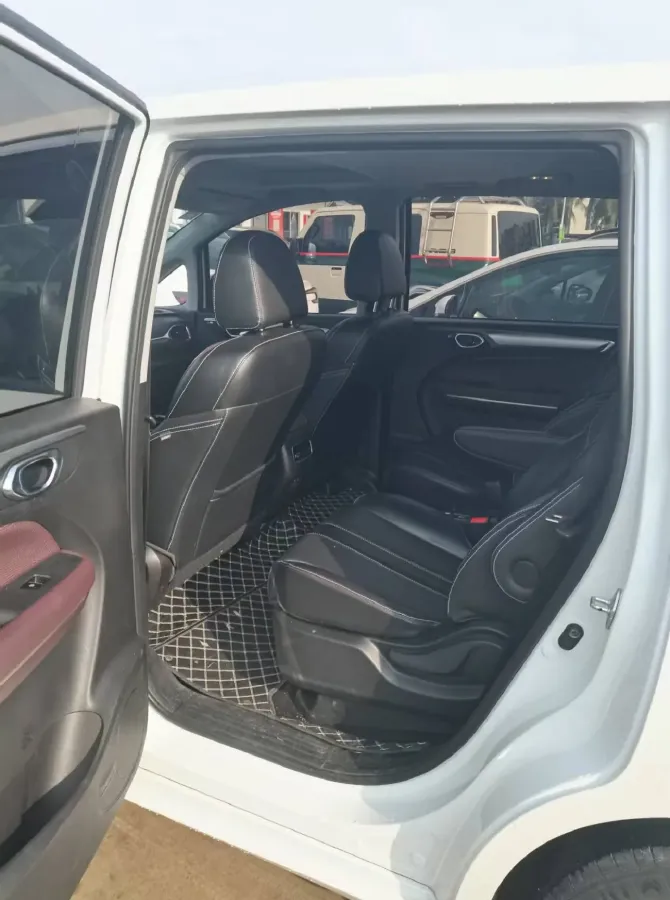 2023 GAC Trumpchi M6 1.5T 177HP L4 7DCT,autocango,china used car exporter,china ev exporter,chinese used car exporter,chinese used ev exporter