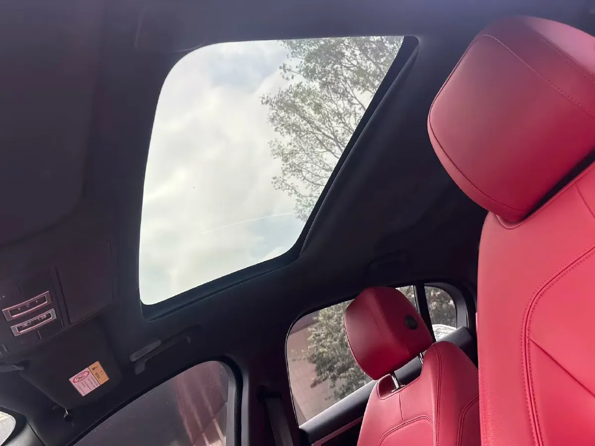 2021 Jaguar XEL 2.0T 250HP L4 8AT,autocango,china used car exporter,china ev exporter,chinese used car exporter,chinese used ev exporter