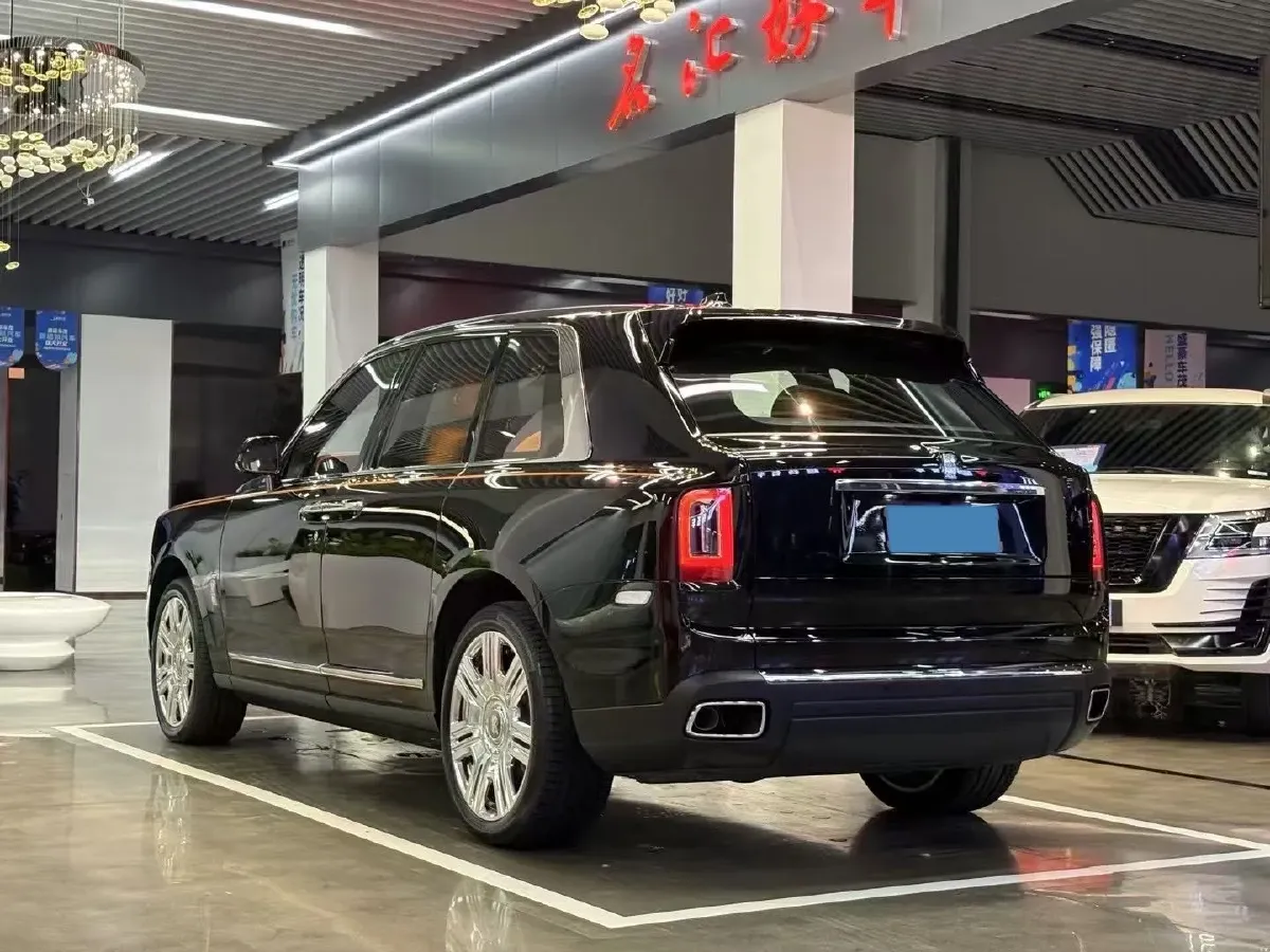 2024 Rolls-Royce Cullinan 6.7T 571HP V12 8AT,autocango,china used car exporter,china ev exporter,chinese used car exporter,chinese used ev exporter