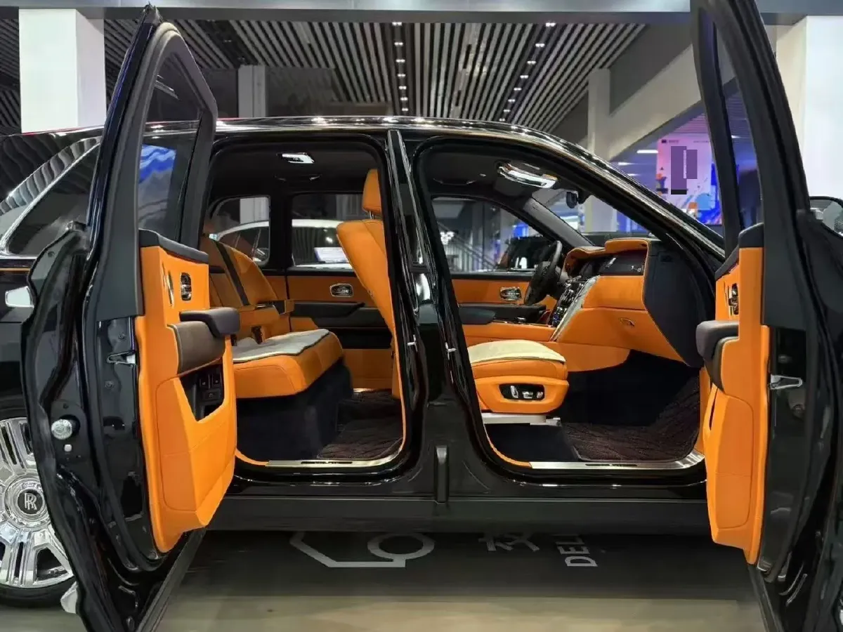 2024 Rolls-Royce Cullinan 6.7T 571HP V12 8AT,autocango,china used car exporter,china ev exporter,chinese used car exporter,chinese used ev exporter