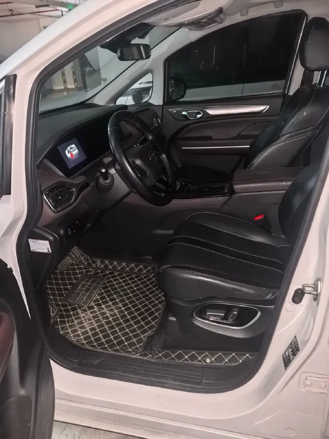 2023 GAC Trumpchi M6 1.5T 177HP L4 7DCT,autocango,china used car exporter,china ev exporter,chinese used car exporter,chinese used ev exporter