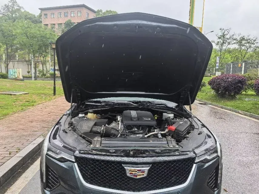 2021 Cadillac CT4 2.0T 237HP L4 8AT,autocango,china used car exporter,china ev exporter,chinese used car exporter,chinese used ev exporter